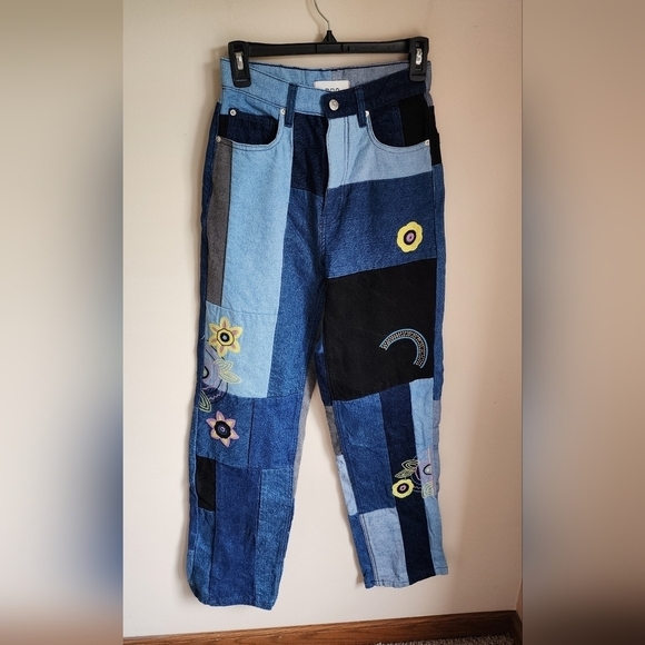 BDG High Waisted Baggy Jean Patched Women's Size 25. - Picture 4 of 8